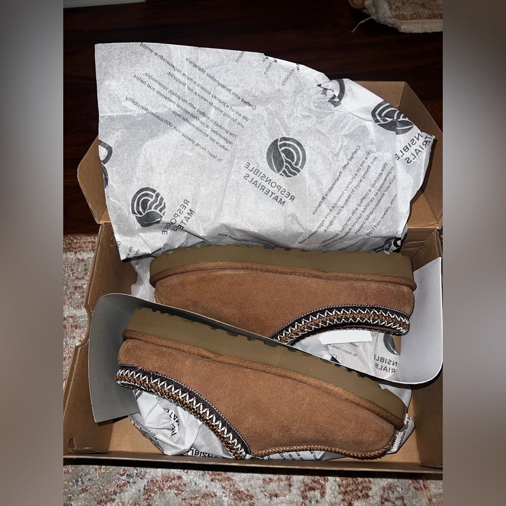 women’s ugg Tasman II slippers